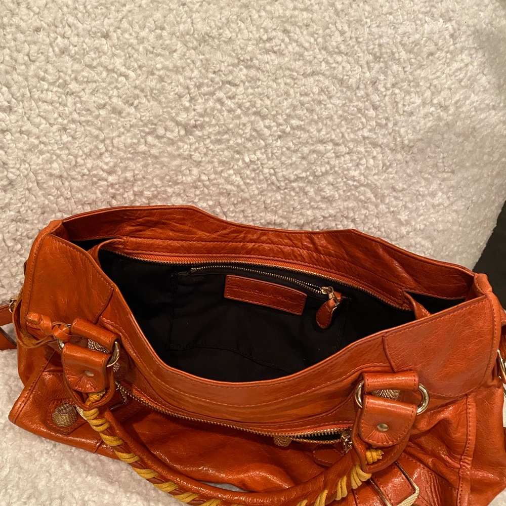 Balenciaga City Bag - Picture 2 of 6